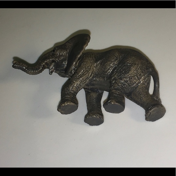 Retired Schleich Baby Elephant Figure - Picture 7 of 8